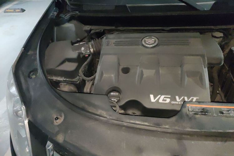 凯迪拉克SRX 2013款 3.0L 精英型局部细节9006