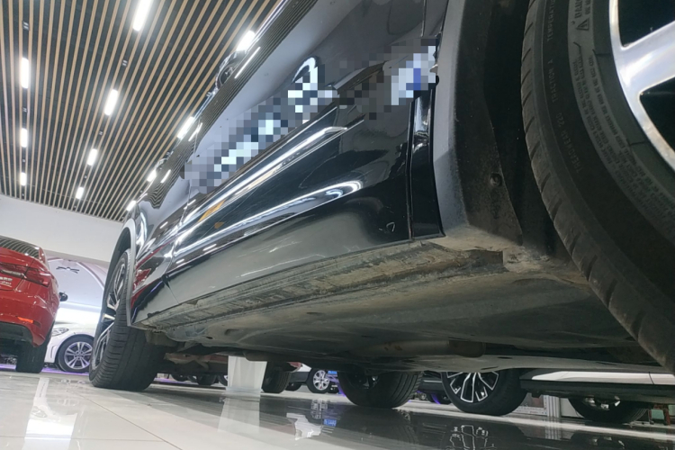 大众 途观L 2021款 330TSI 自动两驱R-Line越享版局部细节9001