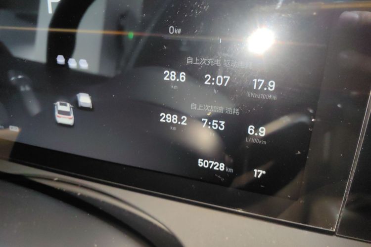 理想汽车 理想ONE 2021款 增程6座版局部细节14