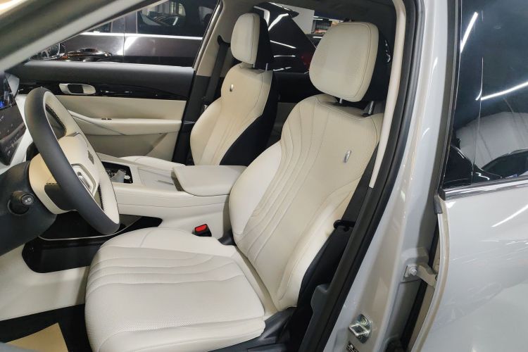 吉利银河 银河E5 2024款 530km 探索+版中控内饰19