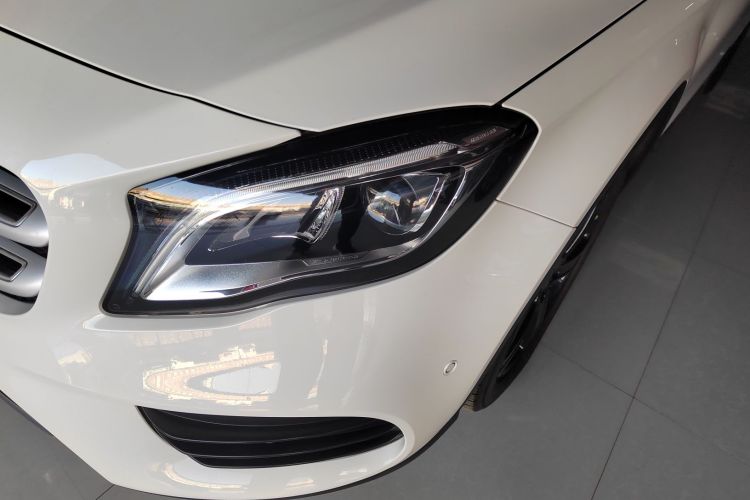 奔驰GLA 2019款 GLA 200 时尚型局部细节36