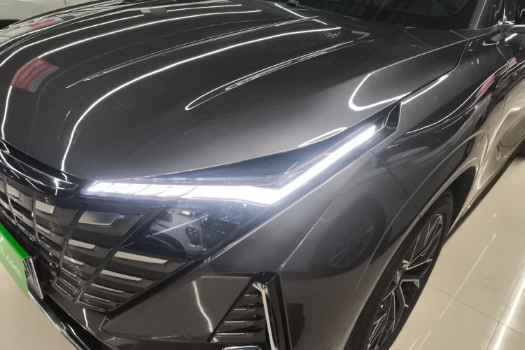 长安UNI-Z 2025款 1.5T 尊贵型局部细节36