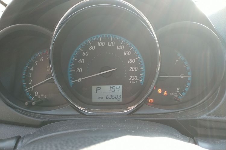 丰田 YARiS L 致炫 2016款 改款 1.5E CVT魅动版中控内饰14