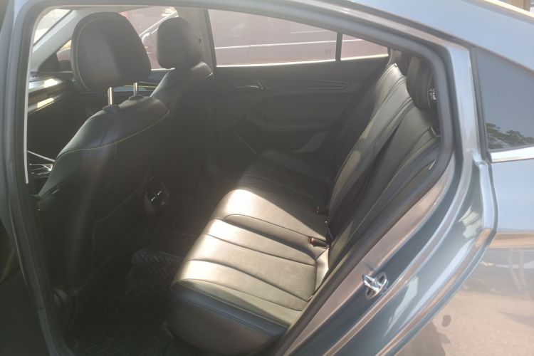 荣威i5 2021款 1.5L CVT钻石版中控内饰21