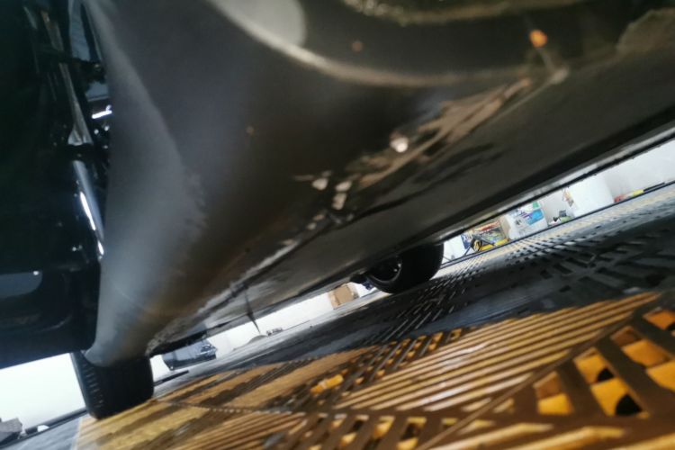 特斯拉 Model Y 2022款 长续航全轮驱动版局部细节9002