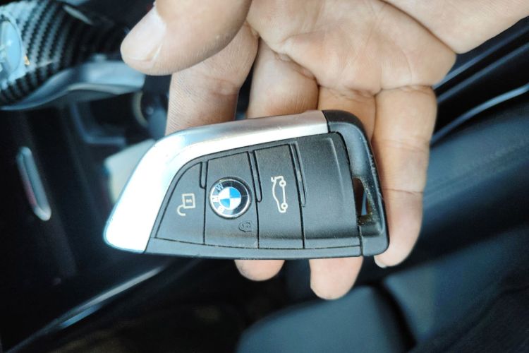 宝马1系 2018款 118i 运动型中控内饰7001