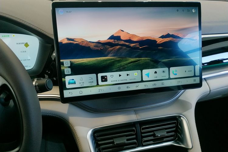 比亚迪 宋PLUS新能源 2025款 EV 智驾版 605km 旗舰型中控内饰16