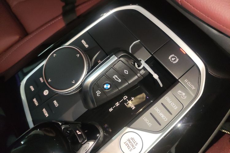 宝马X3 2023款 xDrive25i M运动套装中控内饰7001