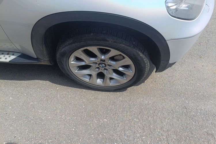 宝马X5(进口) 2011款 xDrive35i 豪华型车身外观6007