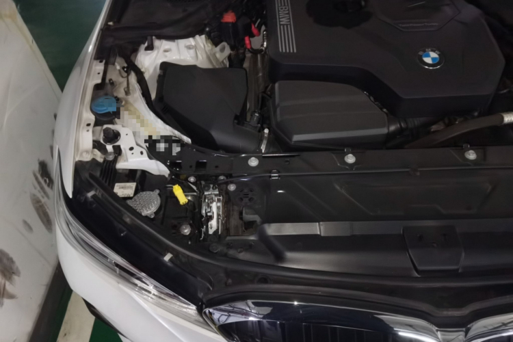 宝马3系 2021款 320Li M运动套装局部细节9006