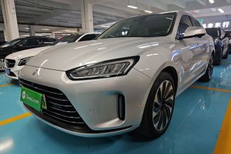 鸿蒙智行 问界M5 2022款 增程四驱性能版