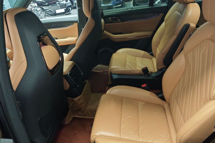 领克09 EM-P 2021款 2.0T PHEV Halo 六座中控内饰21