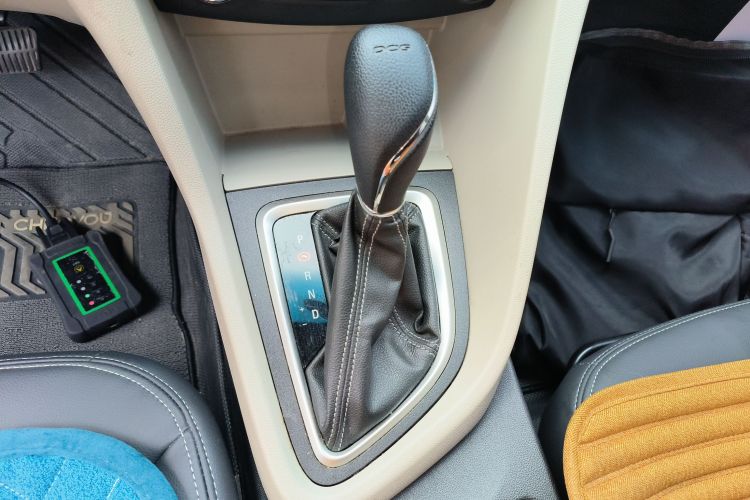 别克 英朗 2019款 15T 双离合进取型 国VI中控内饰18