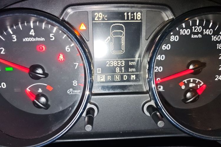 日产 逍客 2012款 2.0XV 雷 CVT 2WD中控内饰15