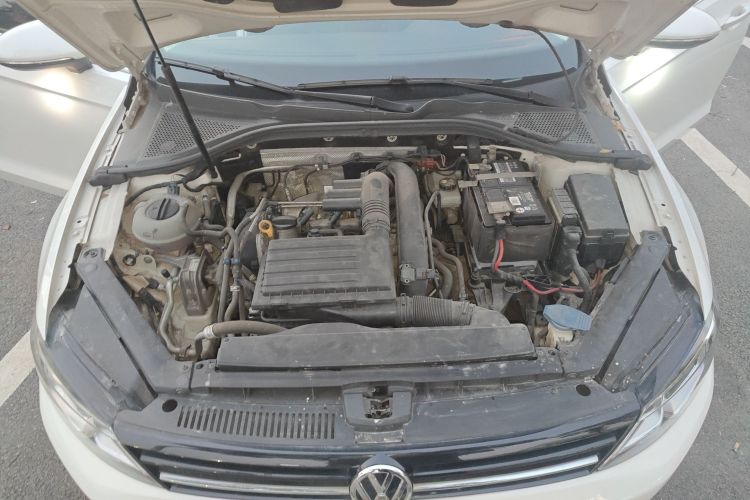 大众 凌渡 2018款 280TSI DSG舒适版机舱底盘24