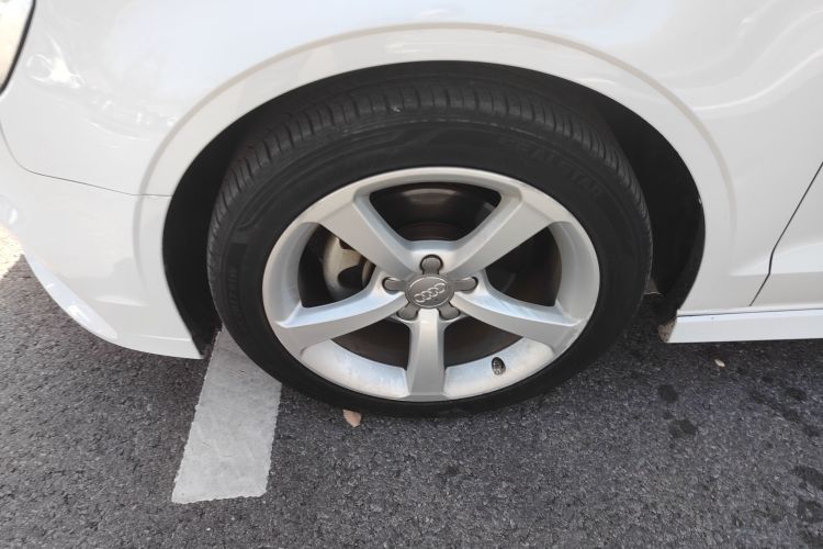 奥迪A3 2017款 Limousine 35 TFSI 时尚型车身外观6002