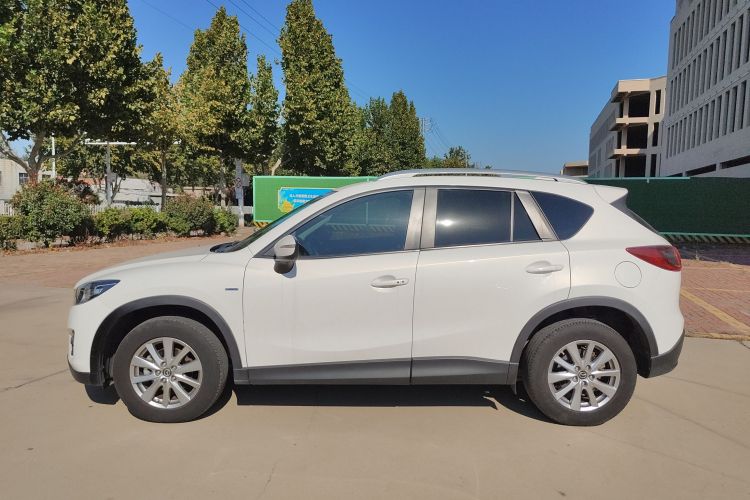 马自达CX-5 2015款 2.0L 自动四驱豪华型车身外观4