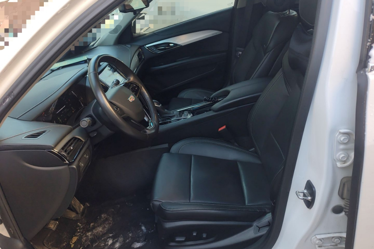 凯迪拉克ATS-L 2017款 28T 时尚型中控内饰19