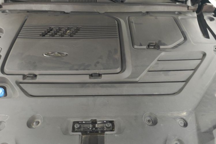 奇瑞 瑞虎8 PRO 2022款 290T 两驱浩瀚版 5座机舱底盘24