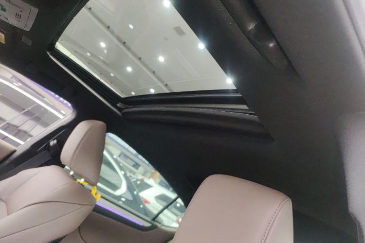 雷克萨斯ES 2025款 200 臻享版中控内饰22