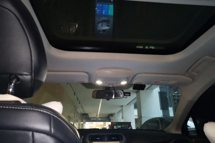 福特 蒙迪欧 2020款 EcoBoost 180 时尚型中控内饰22