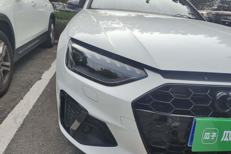 奥迪A4L 2024款 40 TFSI 豪华动感型(星夜版)车身外观8