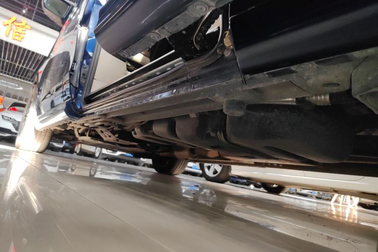 奔驰V级 2017款 V 260 L 尊贵加长版局部细节9002