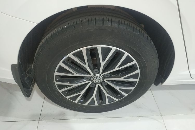 大众 速腾 2019款 200TSI DSG舒适型 国VI车身外观6008