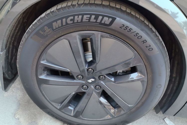 理想汽车 理想L8 2024款 Max车身外观6003