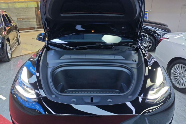 特斯拉 Model Y 2022款 改款 长续航全轮驱动版局部细节24