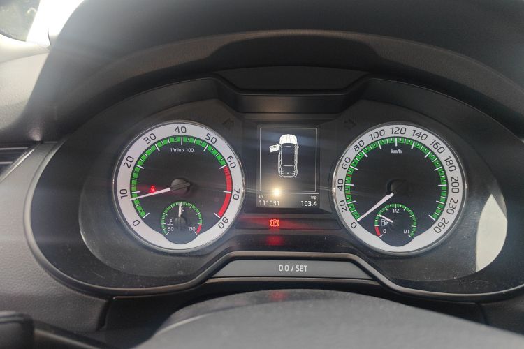 斯柯达 明锐 2018款 旅行车 TSI230 DSG豪华版中控内饰14