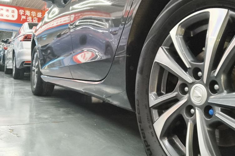 长安 逸动 2021款 PLUS 蓝鲸NE 1.4T GDI DCT尊贵型局部细节9002