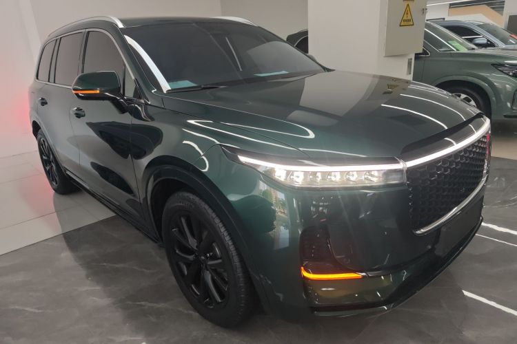 理想汽车 理想ONE 2021款 增程6座版车身外观3