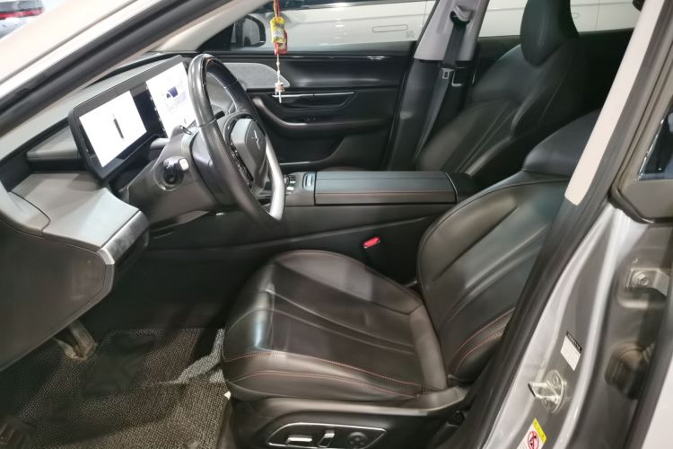 小鹏P7 2022款 480E中控内饰19