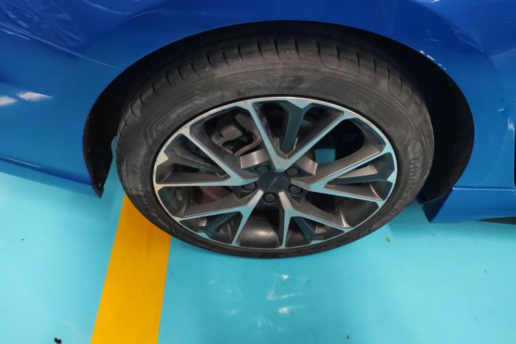 领克03 2020款 2.0TD 自动劲Pro版车身外观6006