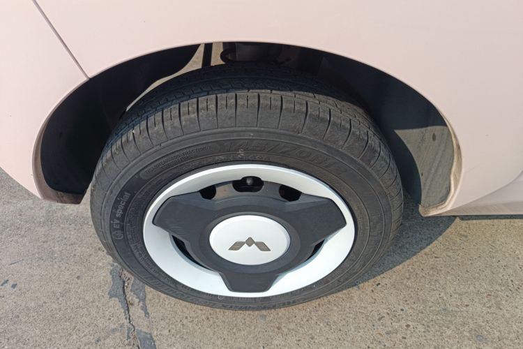 五菱汽车 宏光MINIEV 2022款 马卡龙时尚款 磷酸铁锂车身外观6008