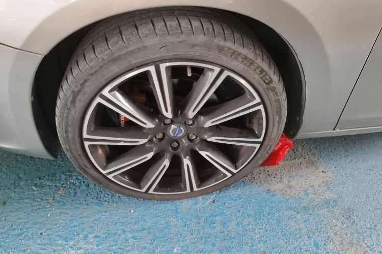 沃尔沃S60 2016款 S60L T4 智远版车身外观6001