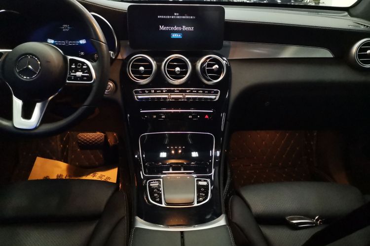 奔驰GLC 2021款 GLC 260 L 4MATIC 动感型中控内饰16