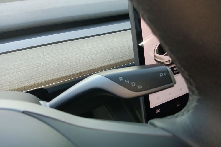 特斯拉 Model Y 2022款 Performance高性能全轮驱动版局部细节18