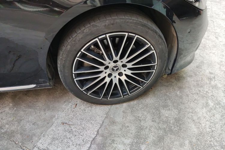 奔驰C级 2023款 改款 C 260 L车身外观10