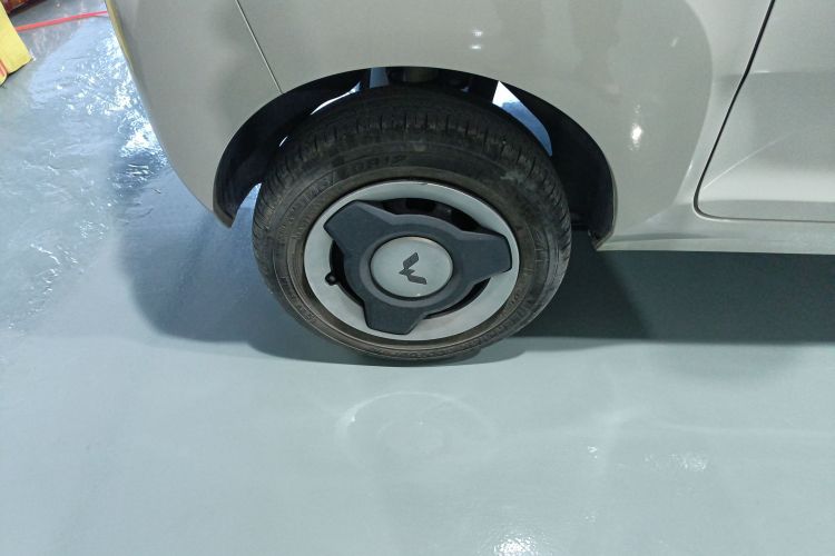 五菱汽车 宏光MINIEV 2022款 马卡龙时尚款 三元锂车身外观6008