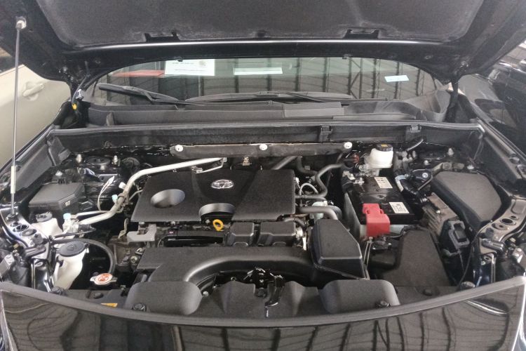 丰田 威飒 2023款 2.0L CVT两驱尊贵版局部细节24