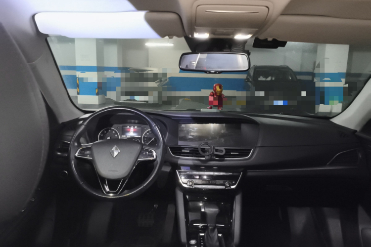 宝沃BX7 2016款 28T 四驱旗舰版 5座中控内饰12