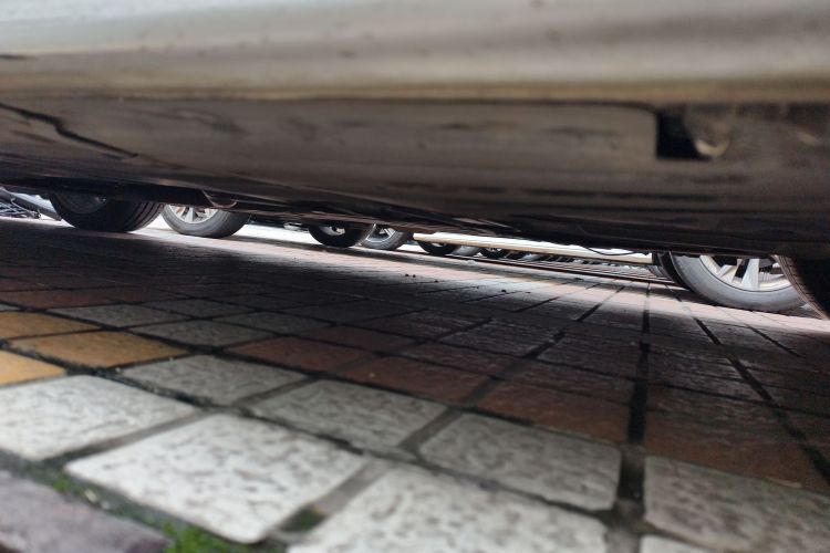 宝马3系 2018款 320Li 时尚型局部细节9003