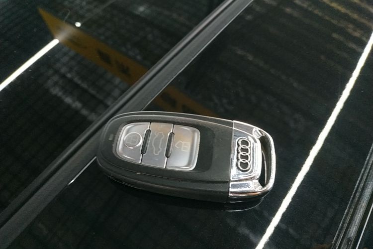 奥迪A6L 2015款 35 FSI quattro 舒适型中控内饰11