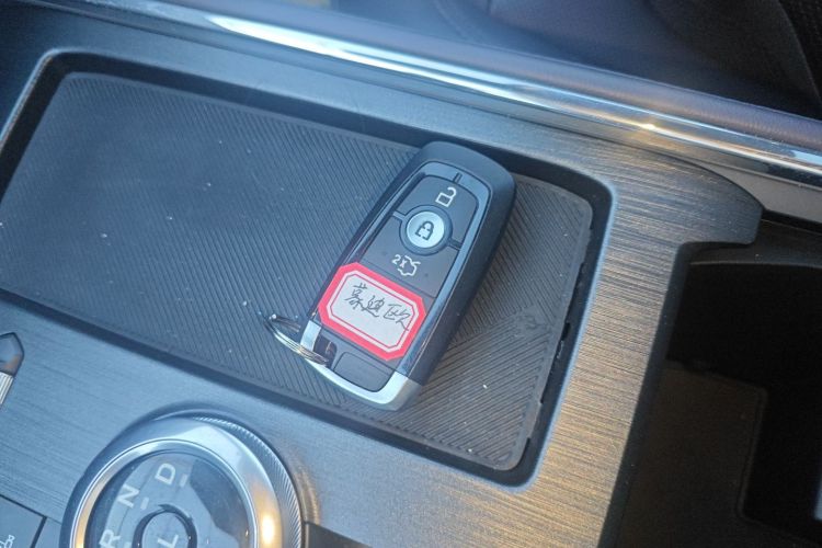 福特 蒙迪欧 2025款 2.0T EcoBoost 至尊型中控内饰11