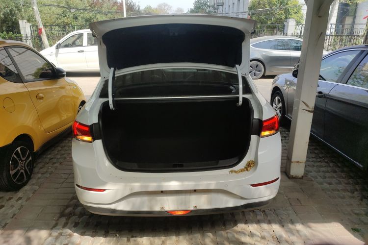 别克 英朗 2021款 改款 典范 1.5L 自动精英型局部细节23