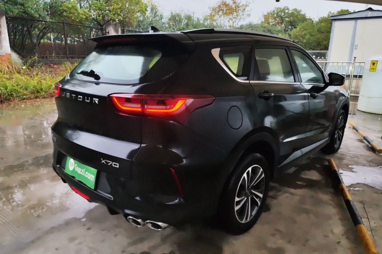 捷途X70 2024款 1.5T DCT跃享版 5座车身外观6005