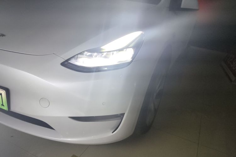 特斯拉 Model Y 2022款 长续航全轮驱动版局部细节36