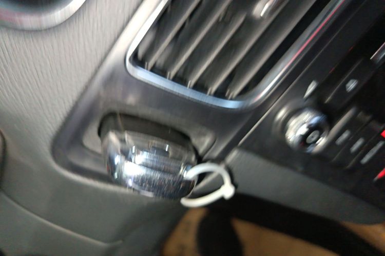 奥迪Q5 2016款 40 TFSI 技术型中控内饰7001